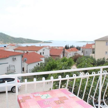 Apartments Ada Primošten Buitenkant foto
